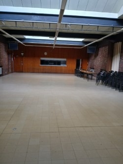 Feestzaal D'olmse met (Olmen)